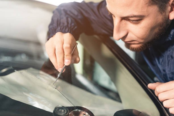 Auto Glass Repair Sun Valley CA - Get Windshield Replacement and Repair Solutions with Valley Express Auto Glass
